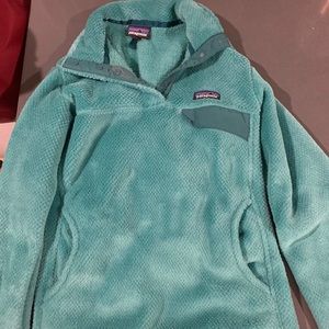 Patagonia woman’s pullover